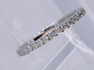 18K White Gold Diamond Ring