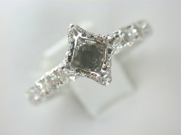 18K White Gold Diamond Mounting -- Eternity