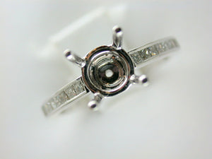 18K White Gold Diamond Mounting
