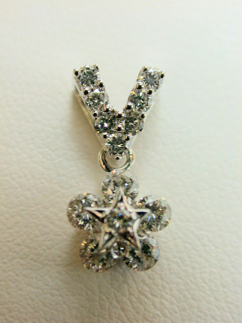 18K White Gold Diamond Pendant
