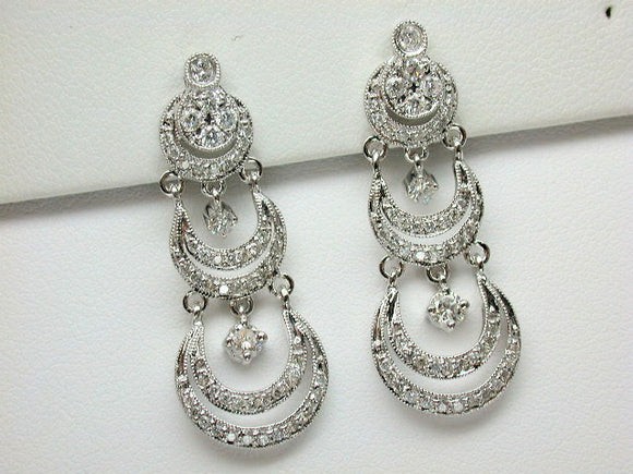 18K White Gold Diamond Earring
