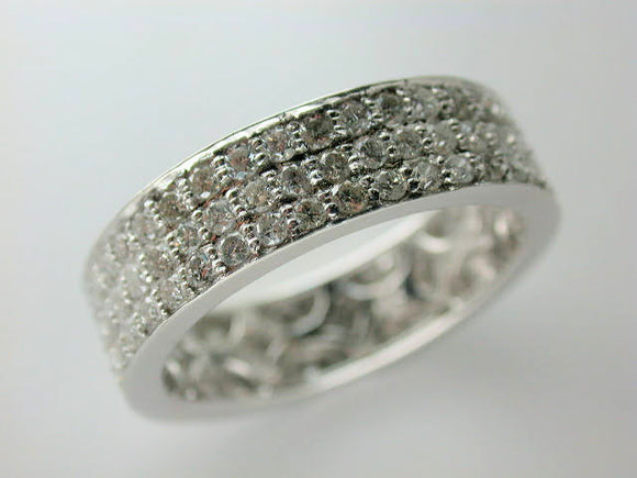 18K White Gold Diamond Eternity Ring