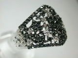 18K White Gold Black Diamond Diamond Ring
