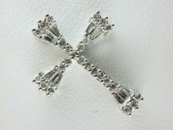 18K White Gold Diamond Cross Pendant