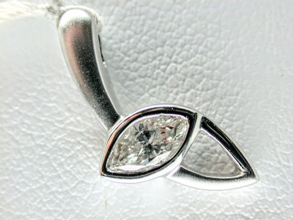 18K White Gold Diamond Pendant