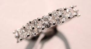 18K White Gold Diamond Ring